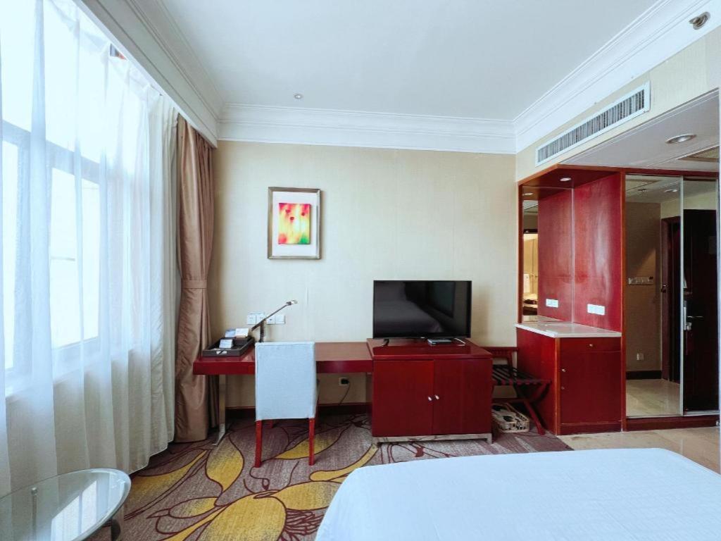 Qingdao Blue Horizon Hotel Licang Exterior photo
